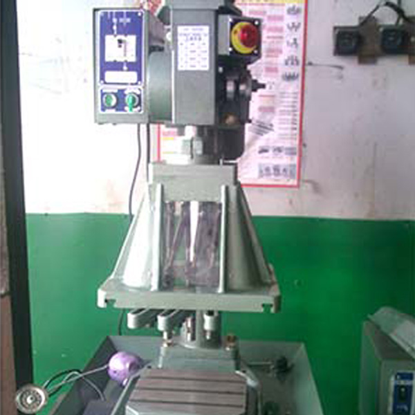 8510油壓自動鉆孔機(jī)